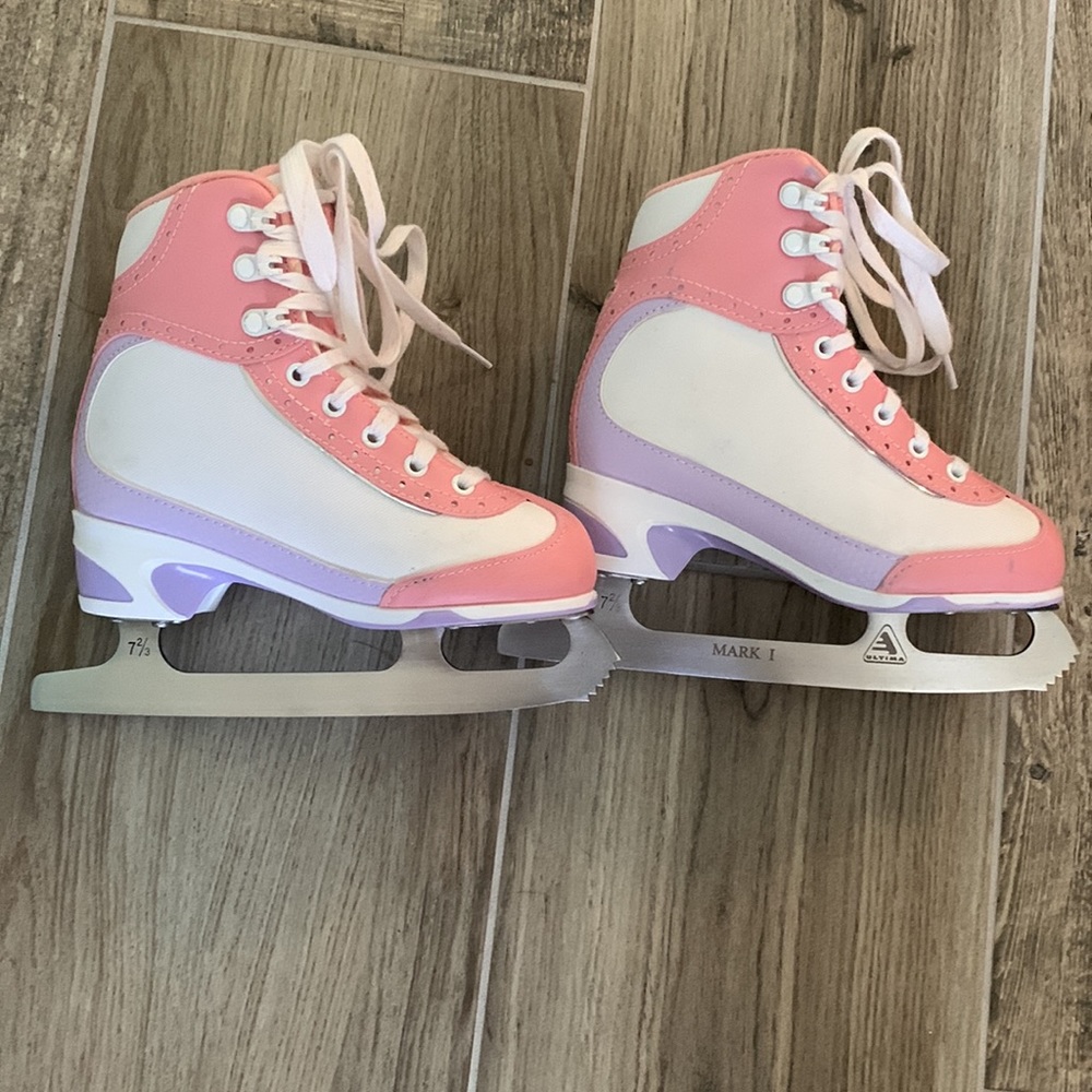 Softec Girls Ice skates size 13J